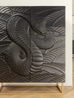 Luxusní skříňka s hadím vzorem z mangového masivu Snake černá 100cm Nejprodávanější