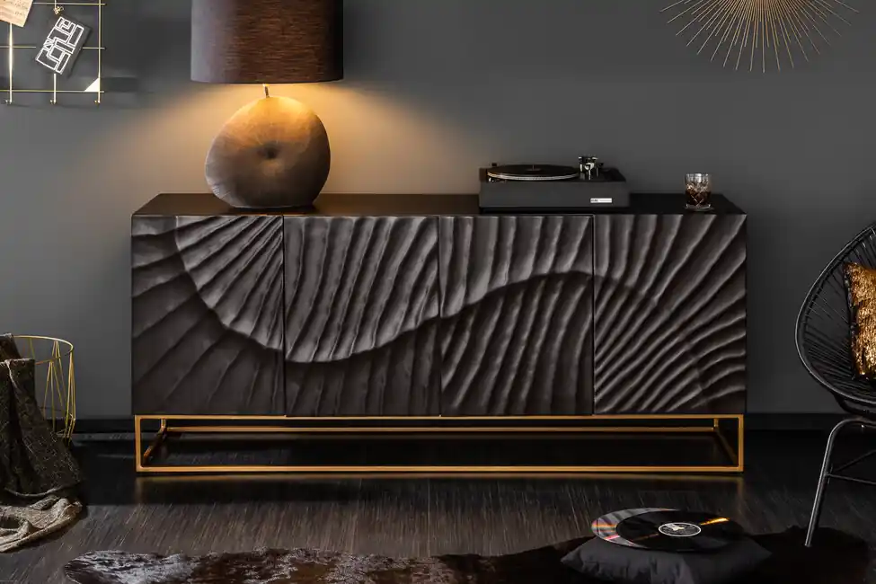Aktuální Luxusní komoda z masivu Scorpion Mango 177cm