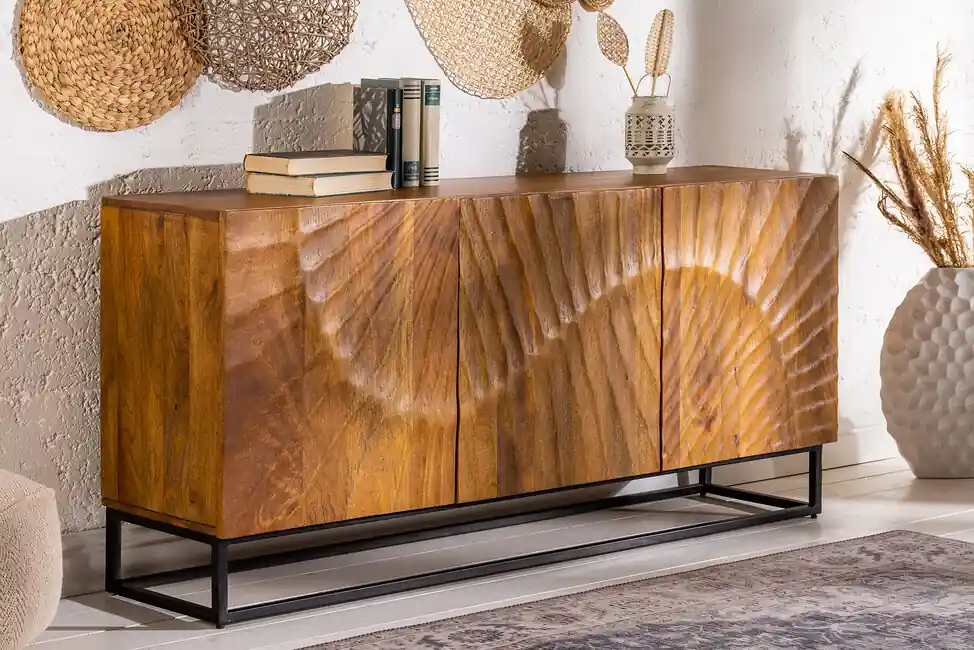 Designová komoda z masivu Scorpion Mango 140cm Sezónní Sleva