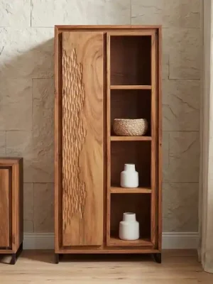 Speciální Cena Vysoká komoda Kavi s ručně frézovanými dvířky 50 cm