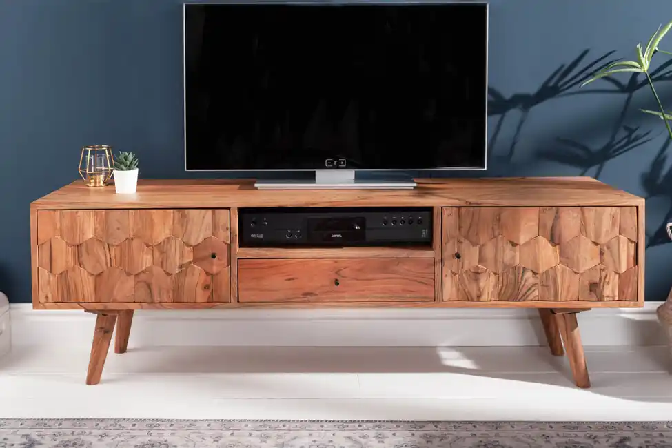 Moderní stolek pod TV z masivu Mystic Living Akácie 140cm Horká Nabídka