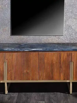 Designový stolek pod TV z masivu s mramorovou deskou Gatsby Mango 160cm Hit Sezóny