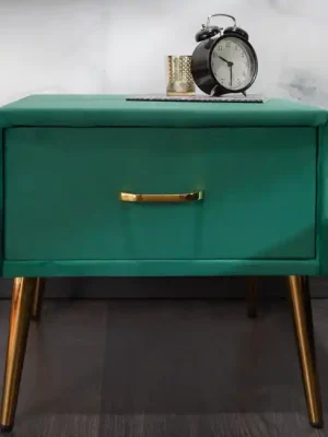 Retro noční stolek ze sametu Famous smaragdově zelený 45cm Cenově Výhodný