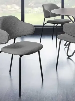 Kup Teď Designová jídelní židle Blois šedá bouclé
