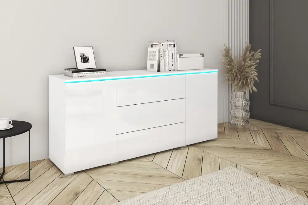 Komoda VERA - čistý design a praktický prostor v bílém provedení Aktuální